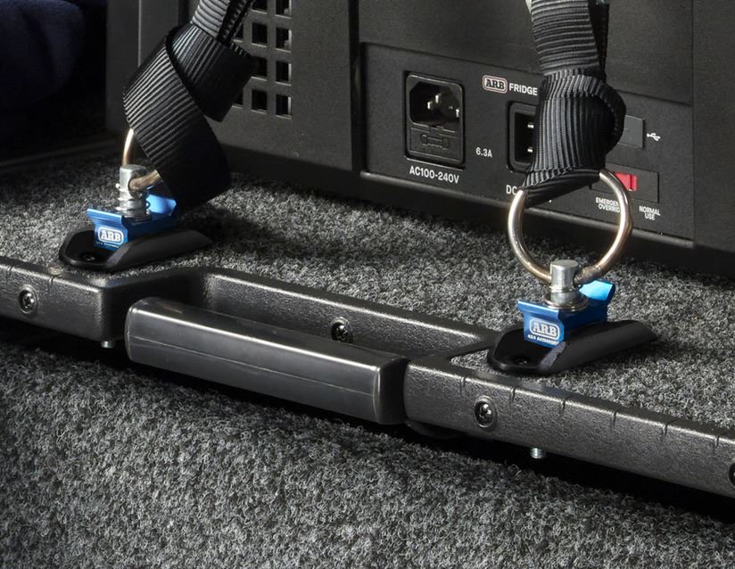 Kit de rails et anneaux d’arrimage ARB pour glacière jeu de 2 - Image 10