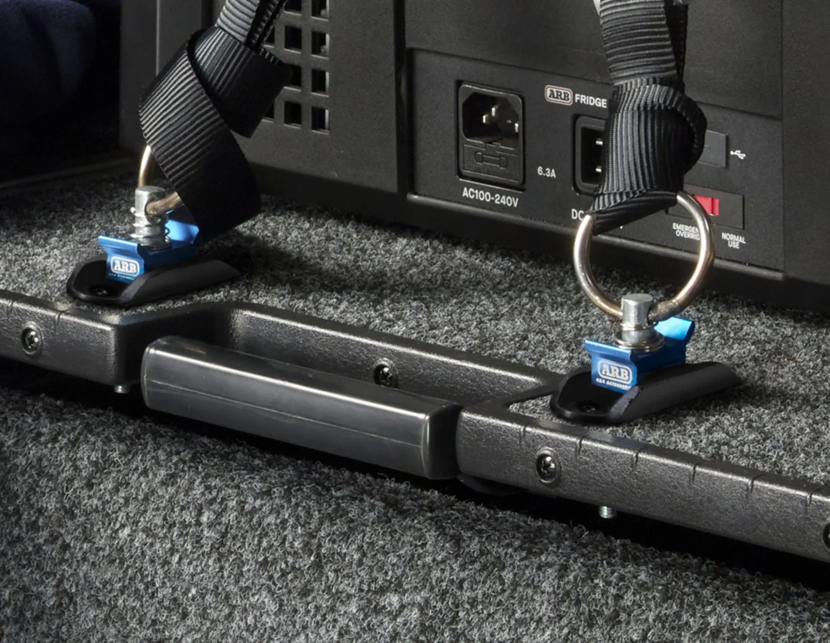 Kit de rails et anneaux d’arrimage ARB pour glacière jeu de 2 - Image 6